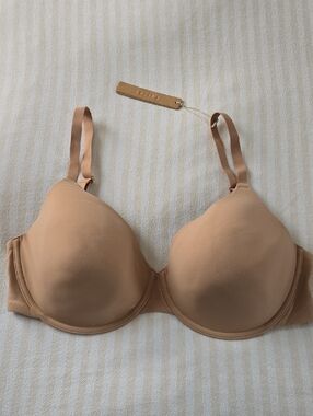 SKIMS Fits Everybody T-shirt Bra Size:34DDD (34F) Ochre
